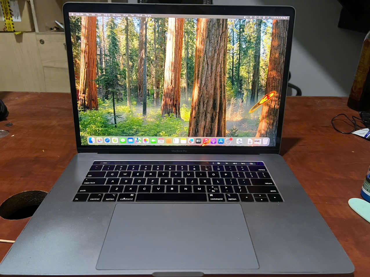 Apple MacBook Pro 2019 i9 15 inch 16GB/500GB SSD