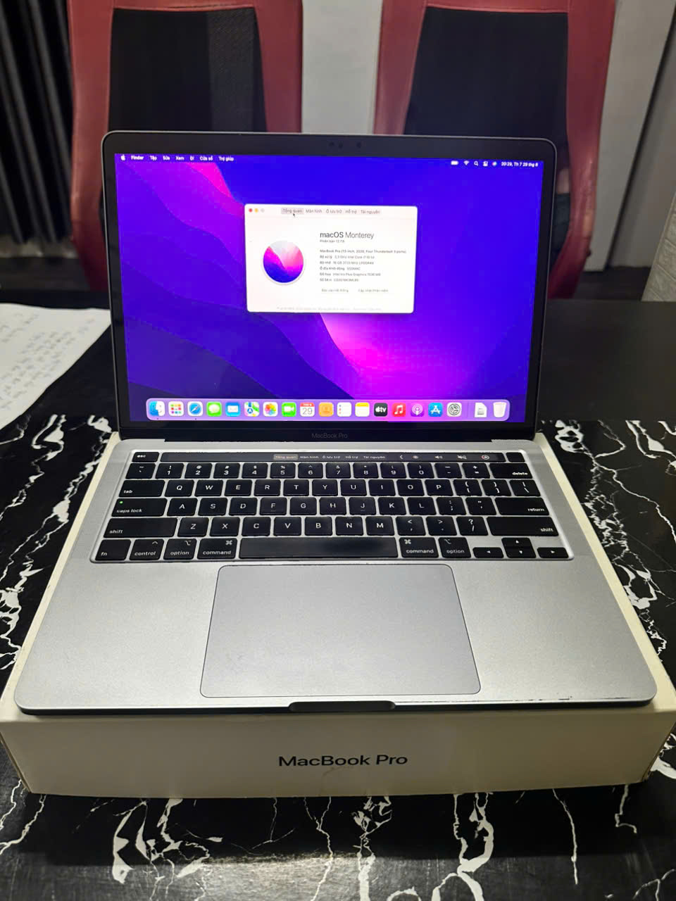 Apple MacBook Pro i7 2020 16GB/500GB full box